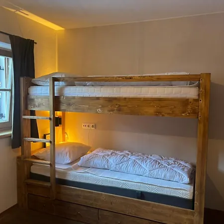 Schoeneben Edelhirsch Holiday home Wald im Pinzgau