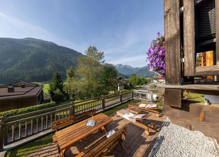 Schoeneben Edelhirsch Сasa de vacaciones Wald im Pinzgau